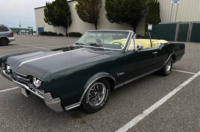 Oldsmobile Cutlass 